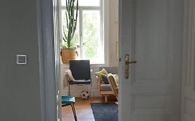 The Room For Artists Vienna